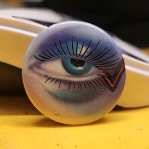 Vintage 1980 LISA FRANK Pin Smoky Eye Makeup Blue Violet Eyeshadow
